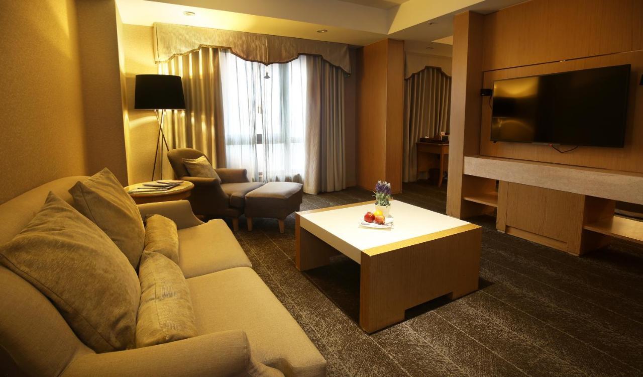 Chateau De Chine Xinzhuang New Taipei City Esterno foto